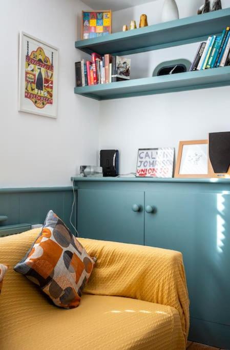 Old Anchor Cottage, Broadstairs. ภายนอก รูปภาพ