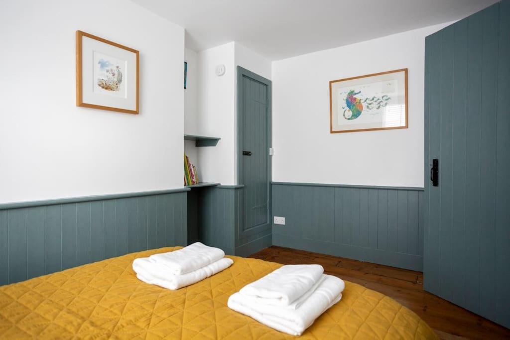 Old Anchor Cottage, Broadstairs. ภายนอก รูปภาพ